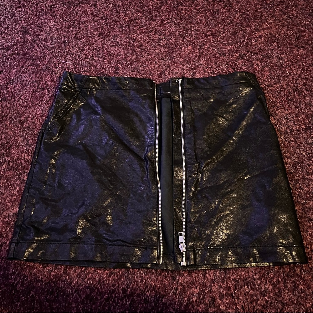 Leather skirt